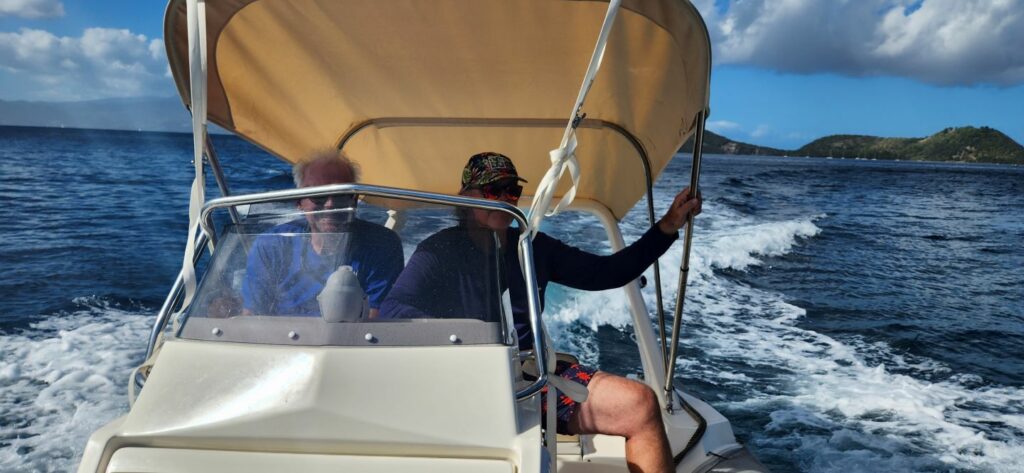 Yopyop en pleine navigation avec taud