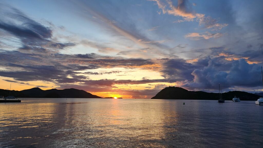 Coucher de soleil baie des Saintes guadeloupe