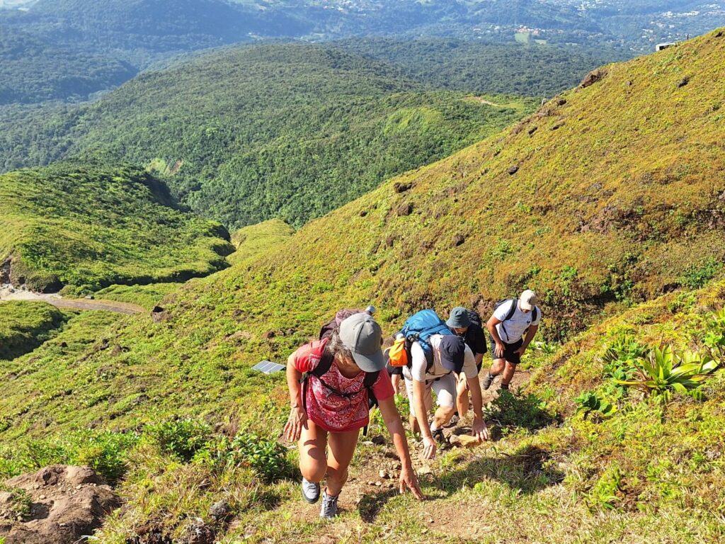 randonnée guidée volcan de la Soufrière Guadeloupe