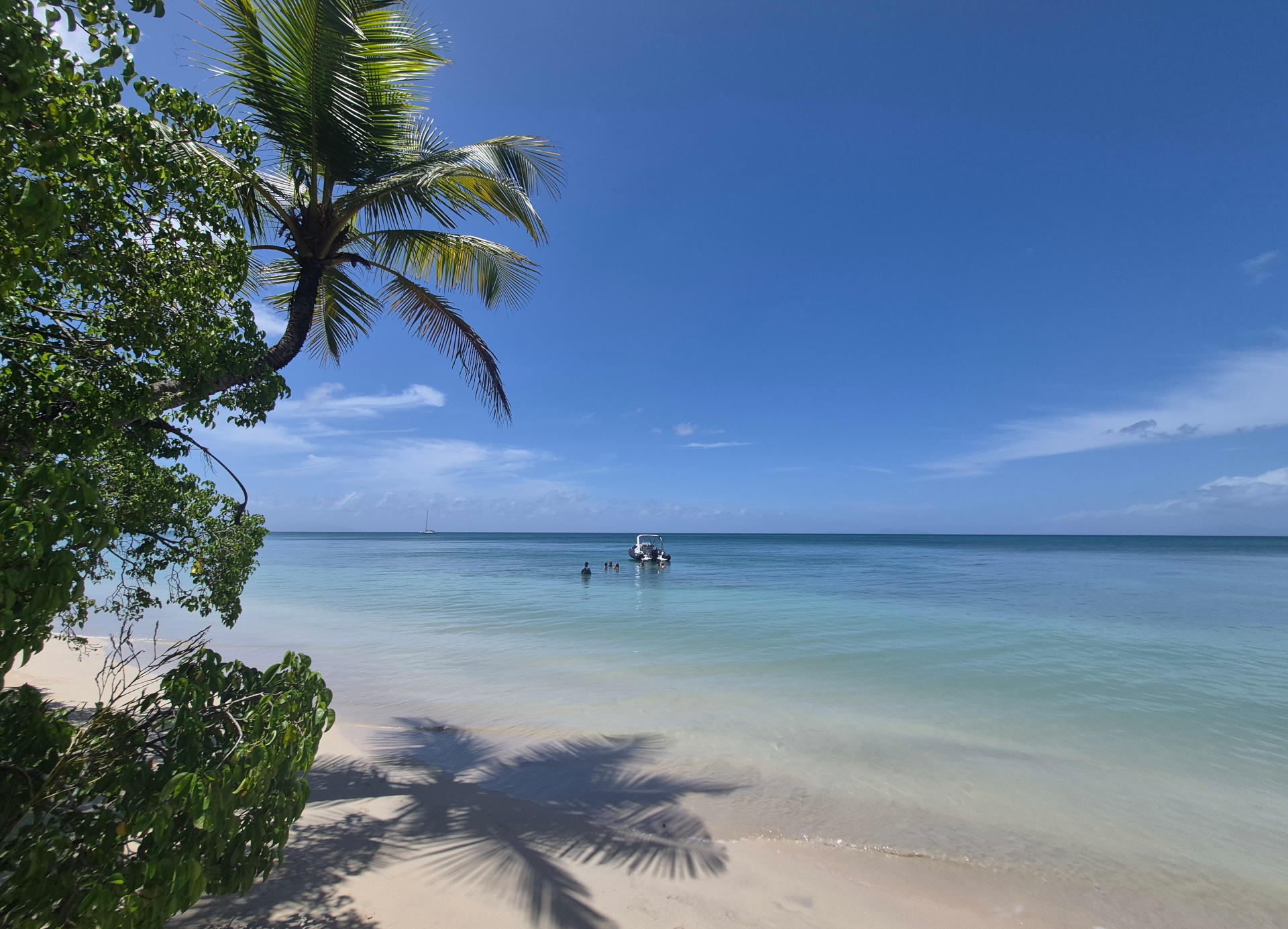 Louez votre bateau à Rivière-Sens et partez à la découverte de Marie-Galante